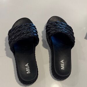 MIA Women's Black Braided Slide Sandals